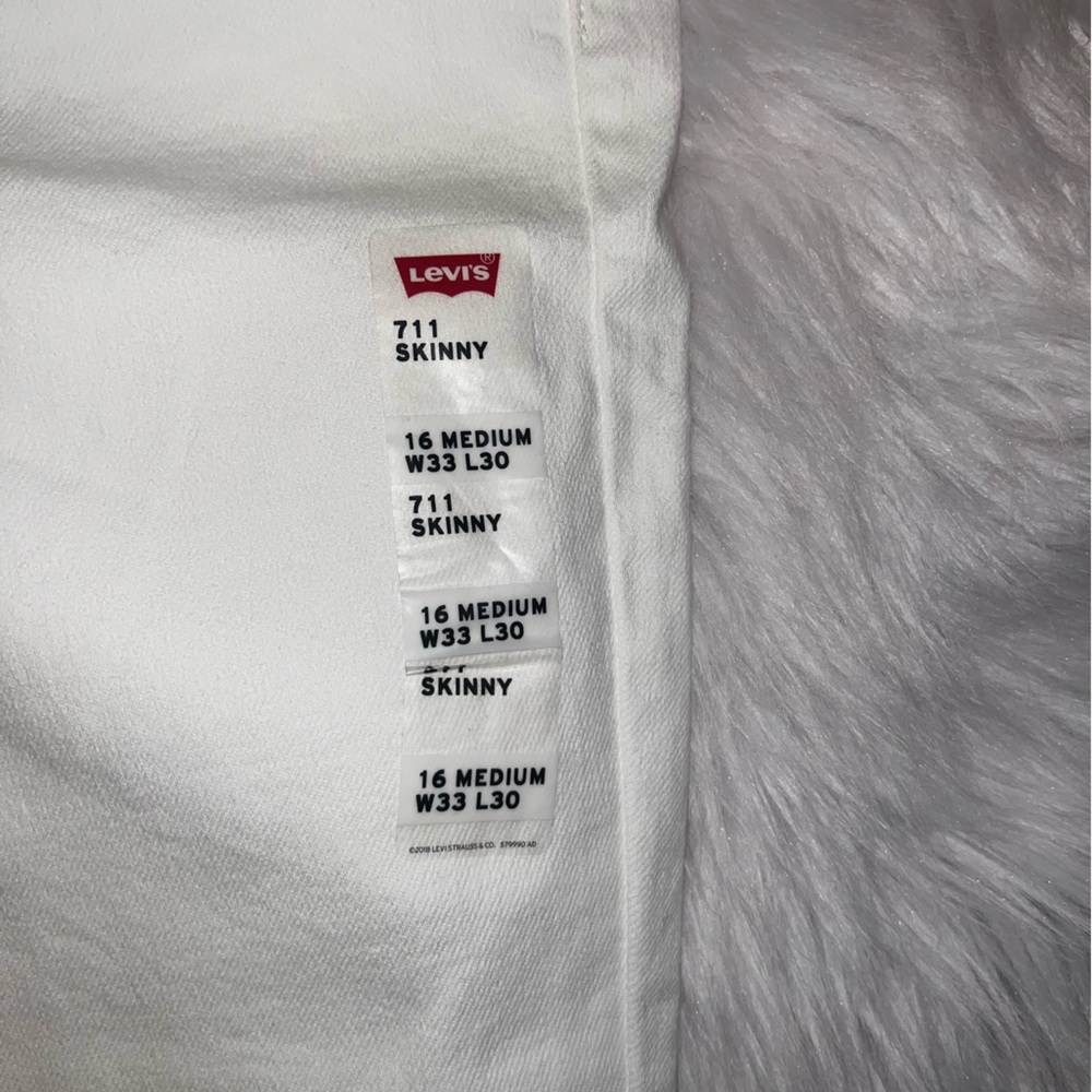 White Levis 711 skinny jeans - Picture 3 of 6